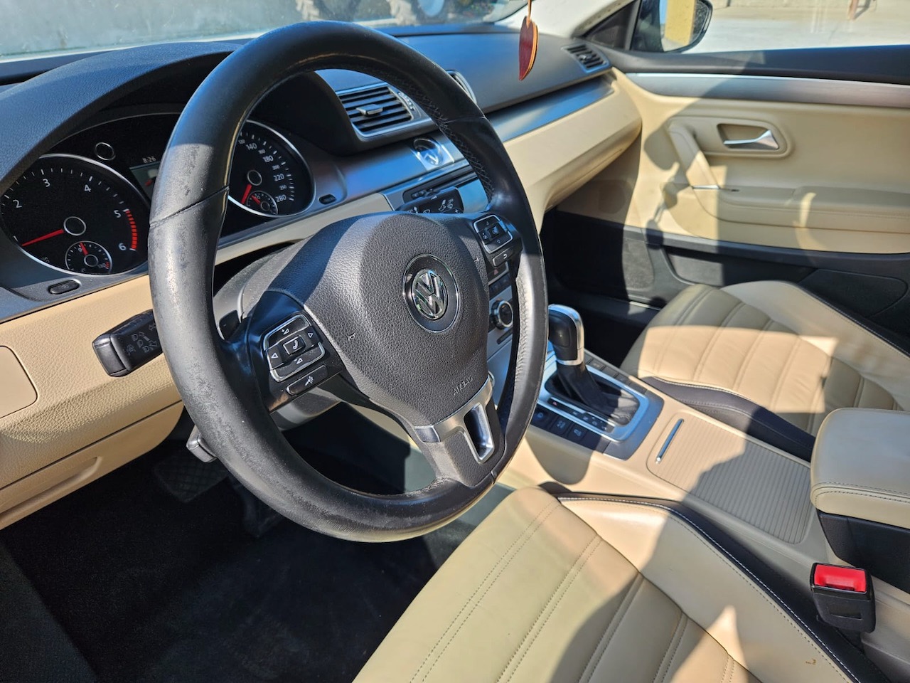 e38bf703-7186-4b06-8349-270c79b26a8d Duży